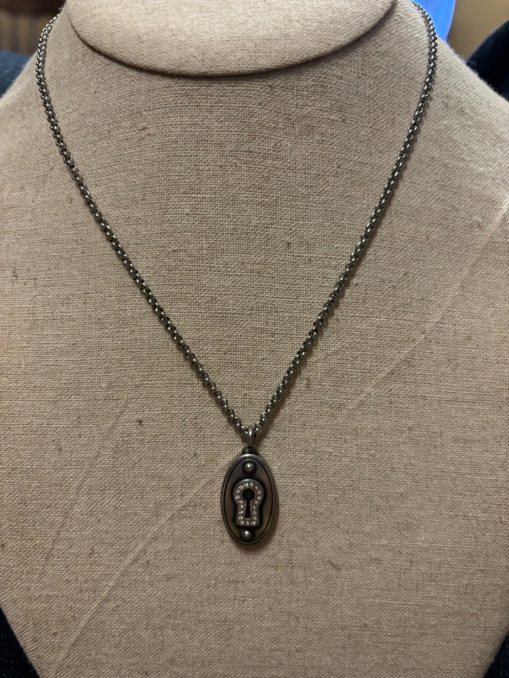 Fossil Authentic Silver tone Keyhole Pendant Necklace.